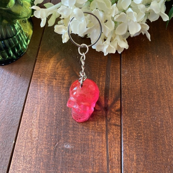Hand Crafted Accessories - Handmade Resin Clear Pink Skull 3” Keychain Gothic Backpack Bag Charm NEW